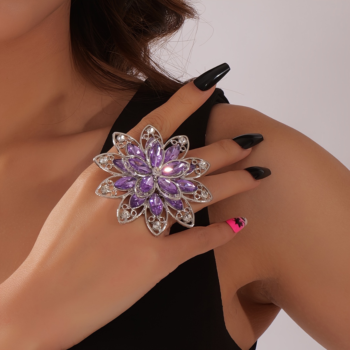 Everyday Floral Embellished Ring for Parties & Weddings
